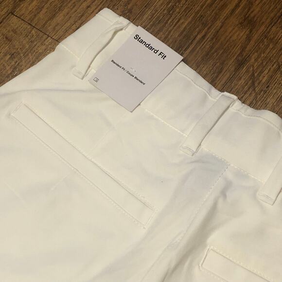 Nike Women's Dri-FIT Victory 5" Golf Shorts in White Size XS - Picture 8 of 12